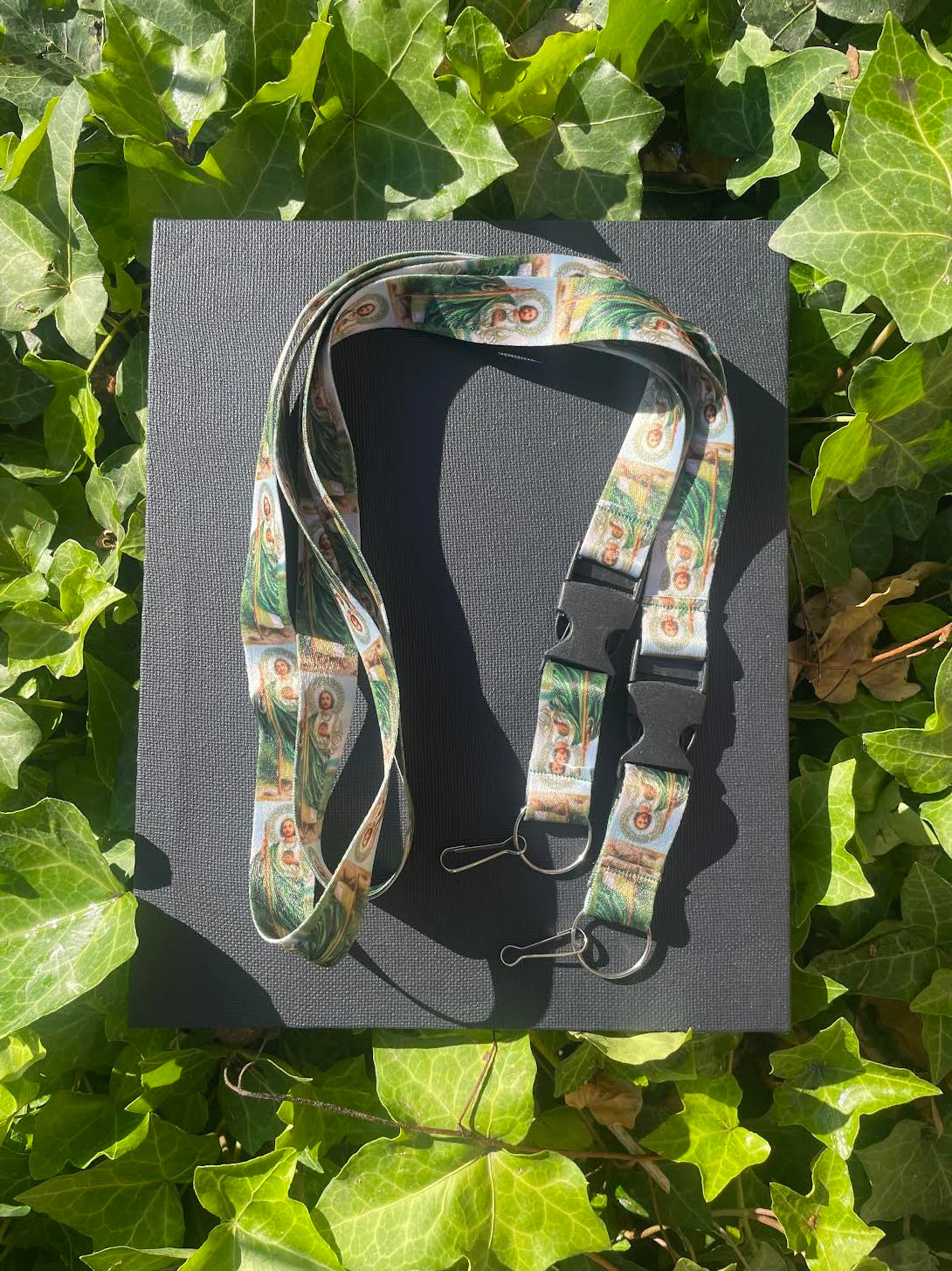 Detachable Lanyards