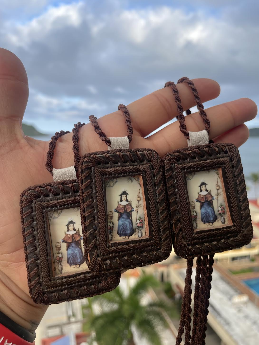 saint child of atocha scapular 